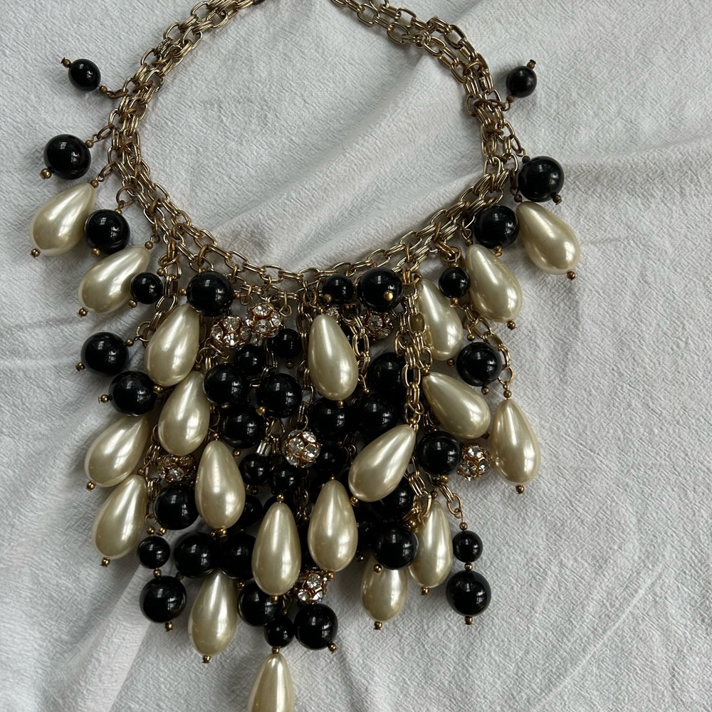 Elegant Black and Gold-Tone Bib Necklace